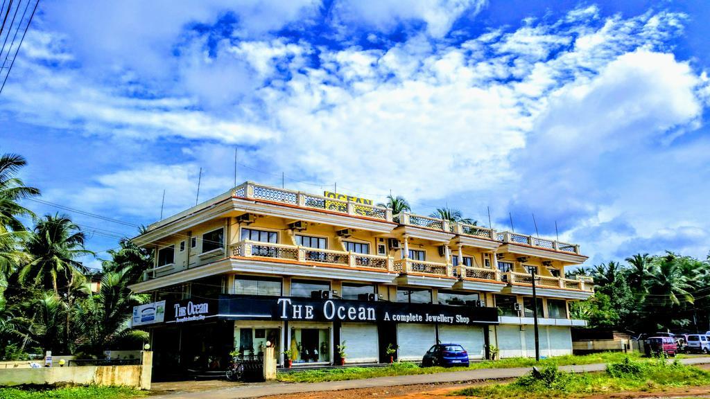 Ocean Crest Hotel Colva Exterior foto