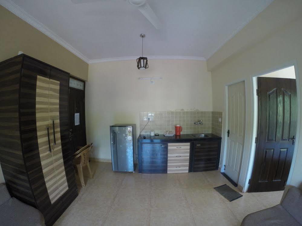 Ocean Crest Hotel Colva Exterior foto